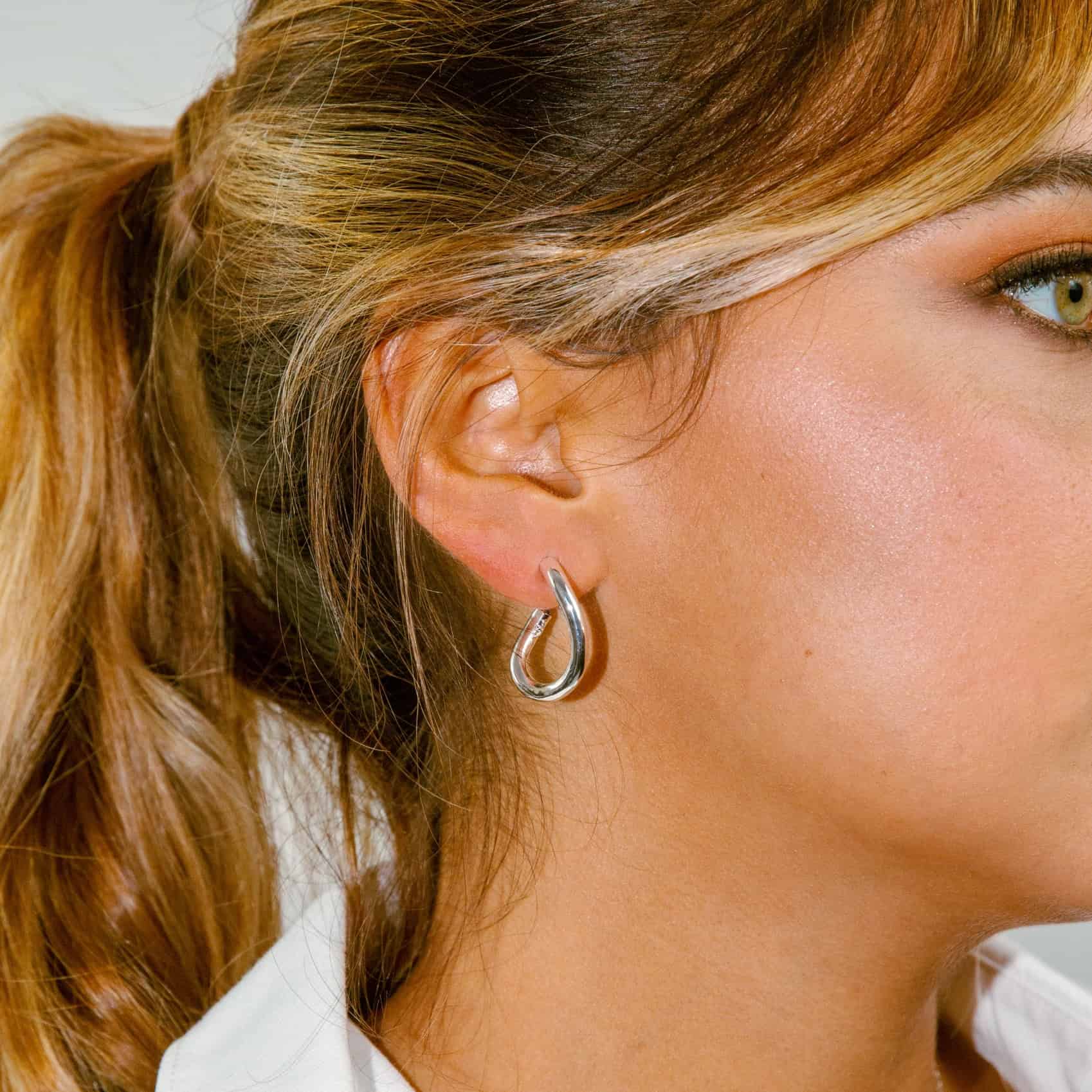Photo portée Boucles D'oreilles Percées Argenté Padmée