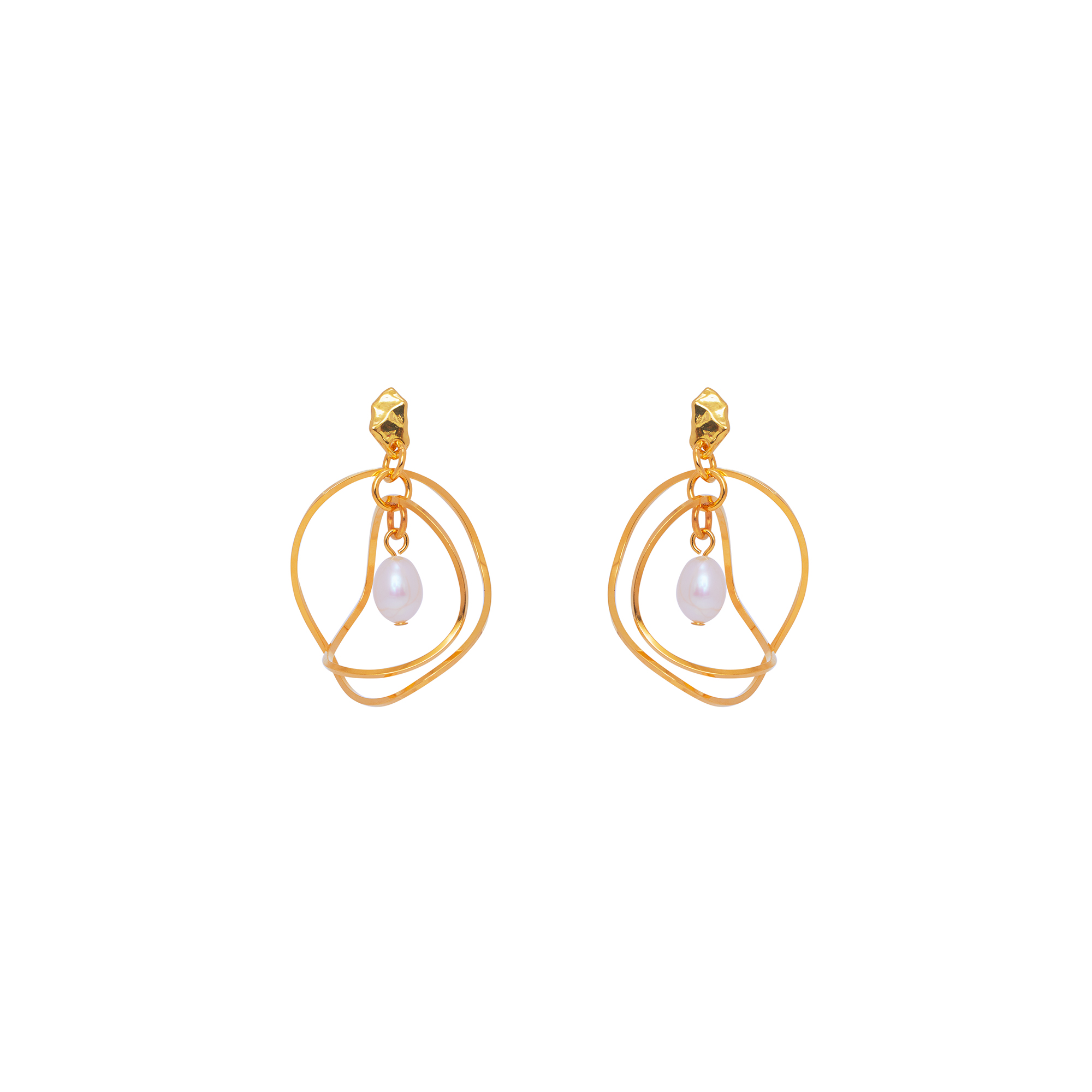 Pierced Earrings Golden Maitika