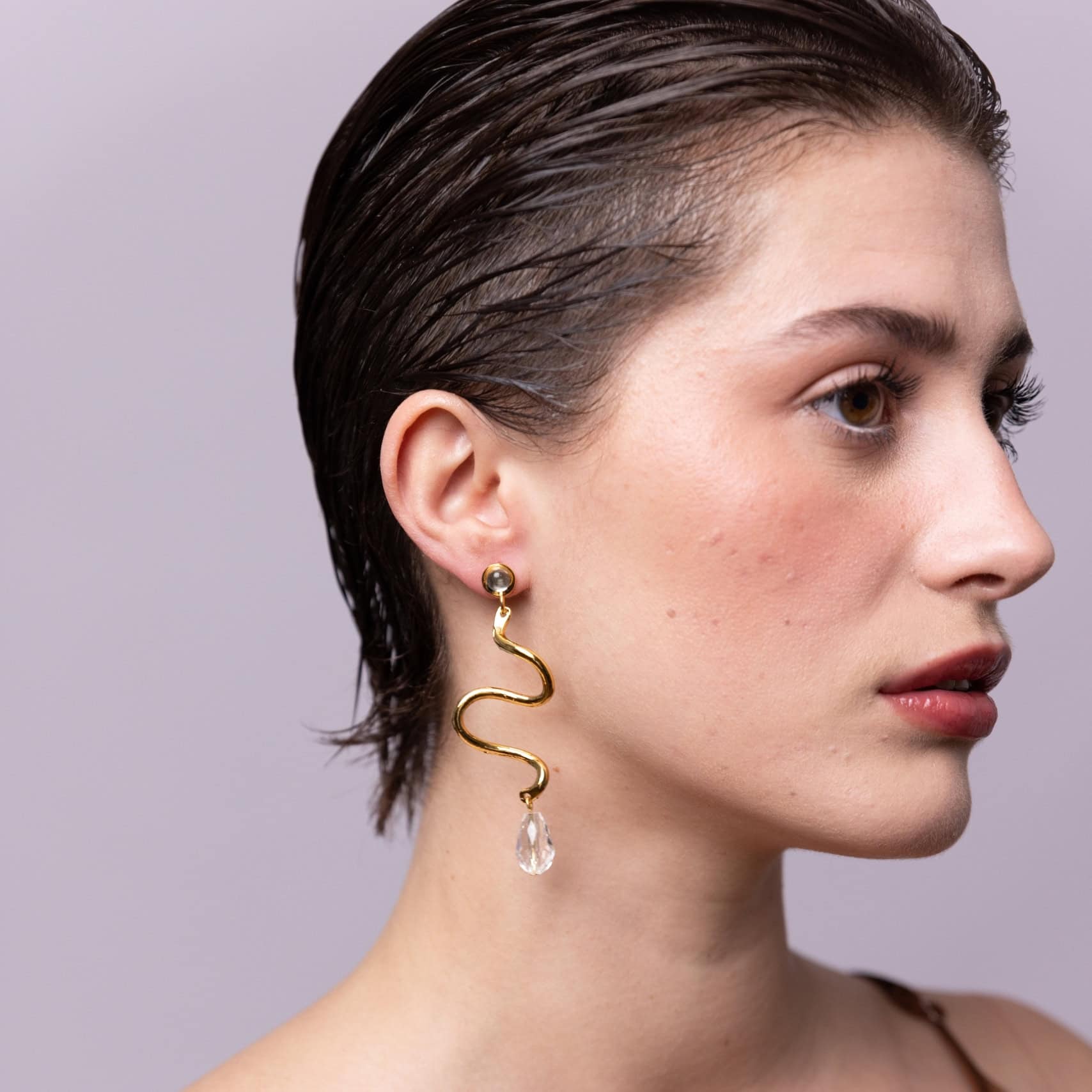 Photo portée Pierced Earring Golden Arabesque