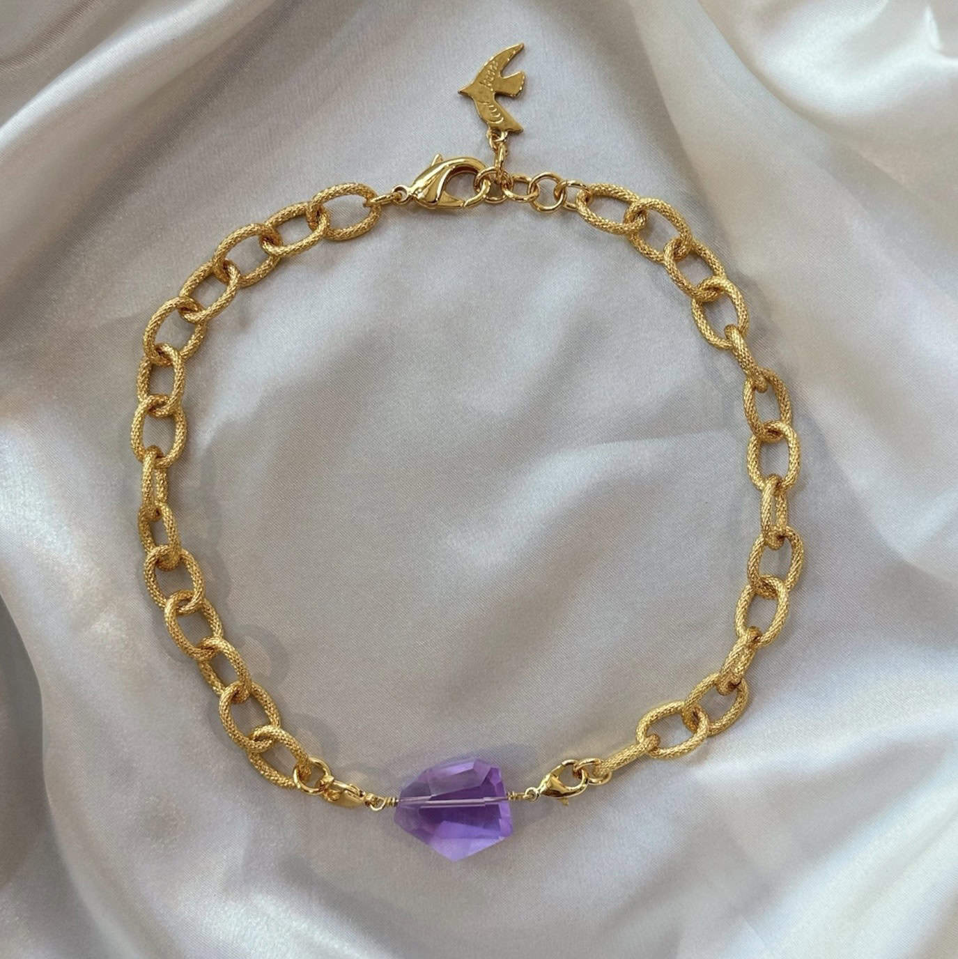 Photo portée Perle Charms Violet Avenir