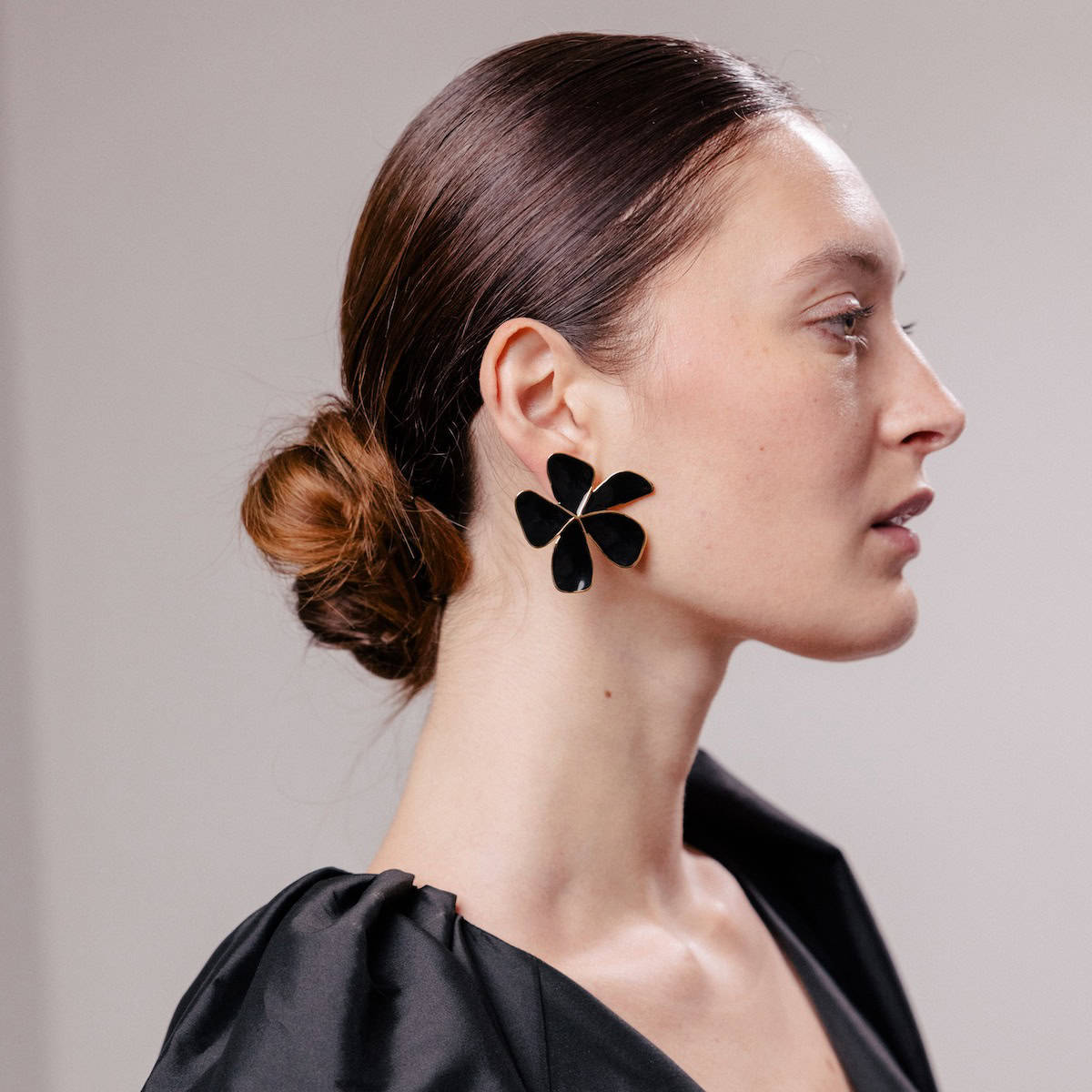 Photo portée Earrings Clip Doré Premier Rendez-vous