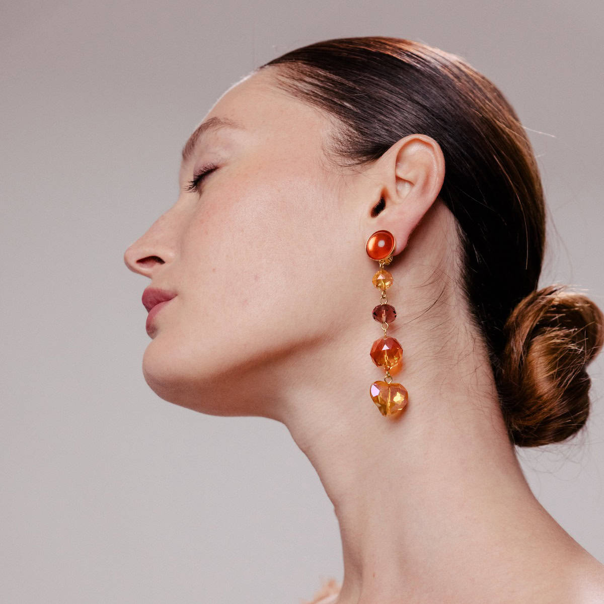Photo portée Michele Clip Earrings