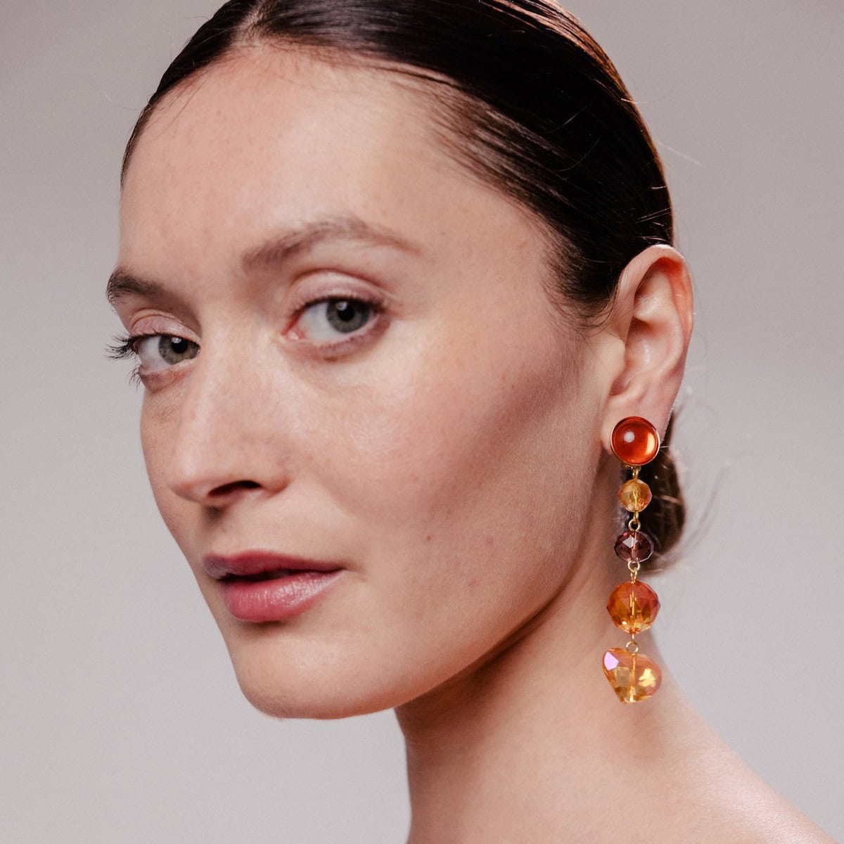 Photo portée Michele Clip Earrings
