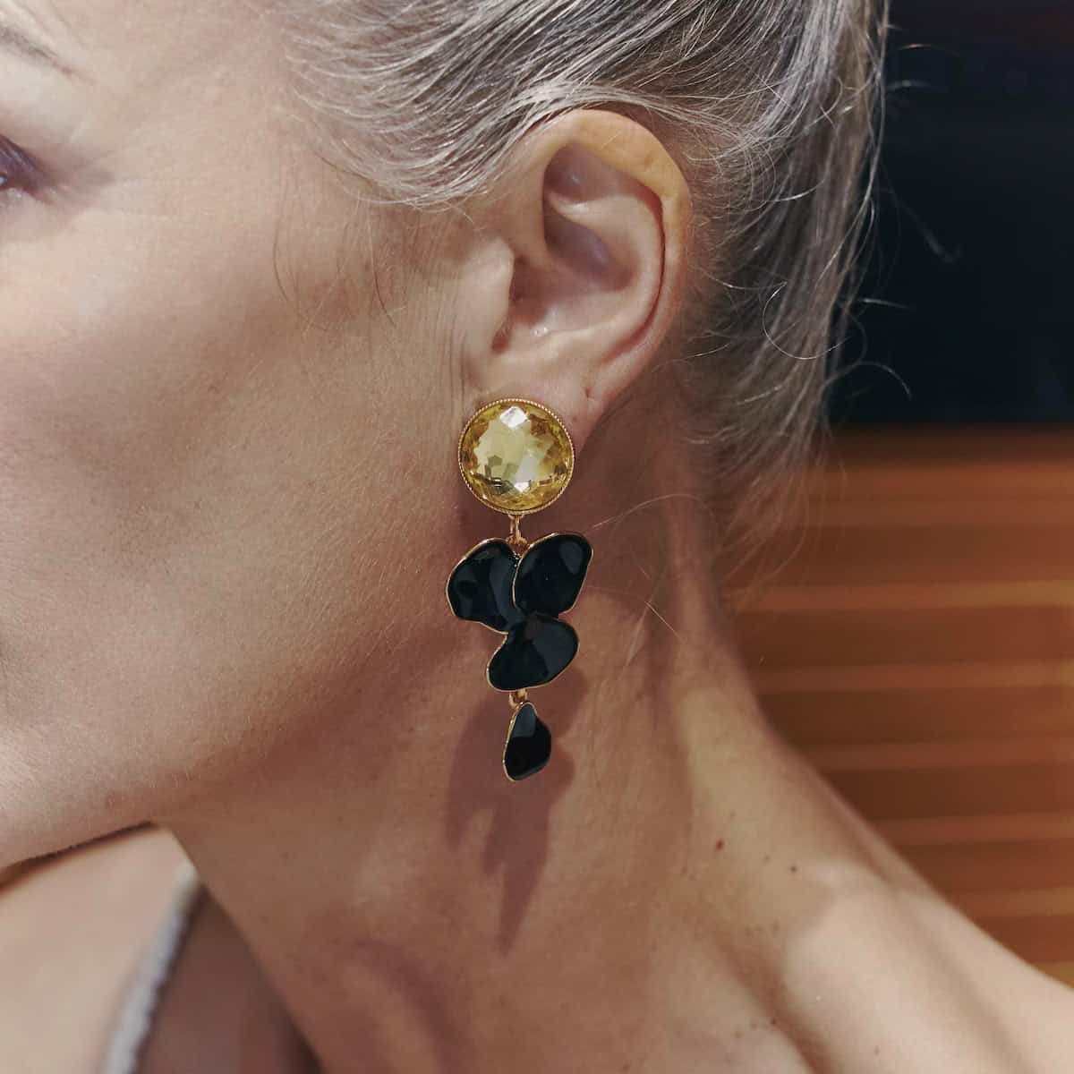 Photo portée Clip Earrings First Appointment
