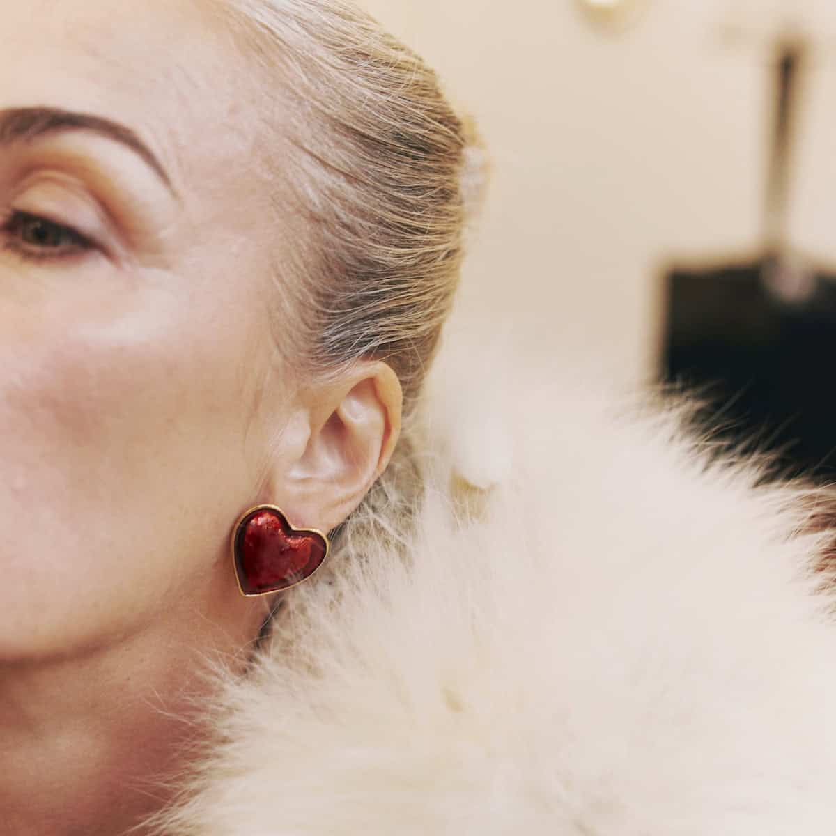 Photo portée Boucles D'oreilles Percées Premier Rendez-vous