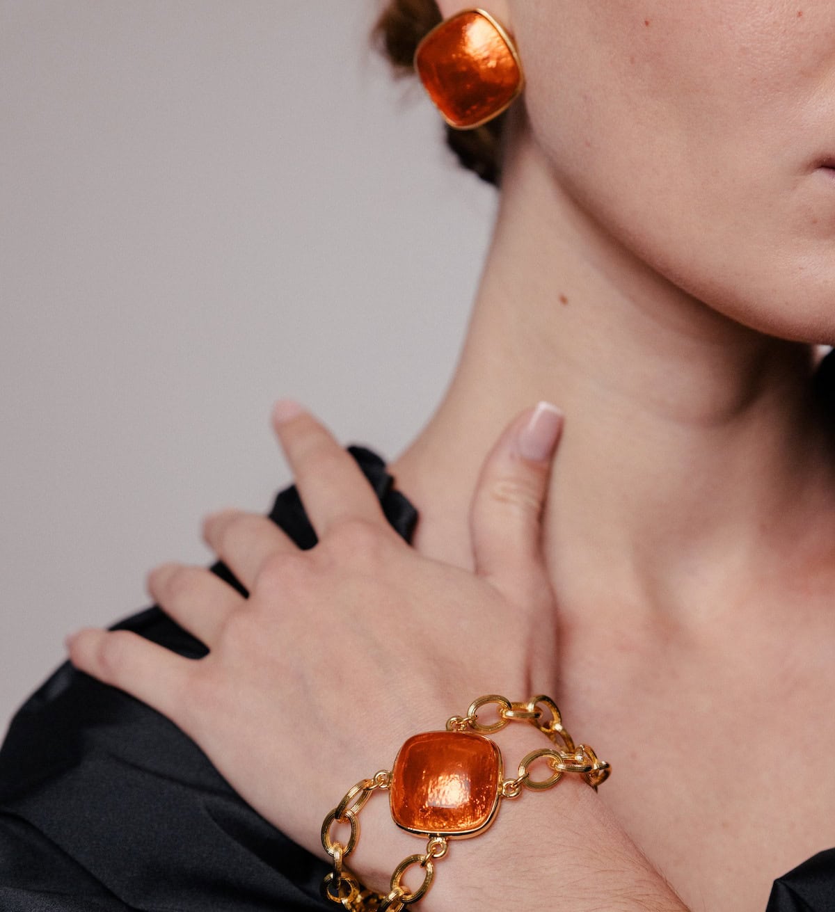 Photo portée L'amoroso Gold Bracelet