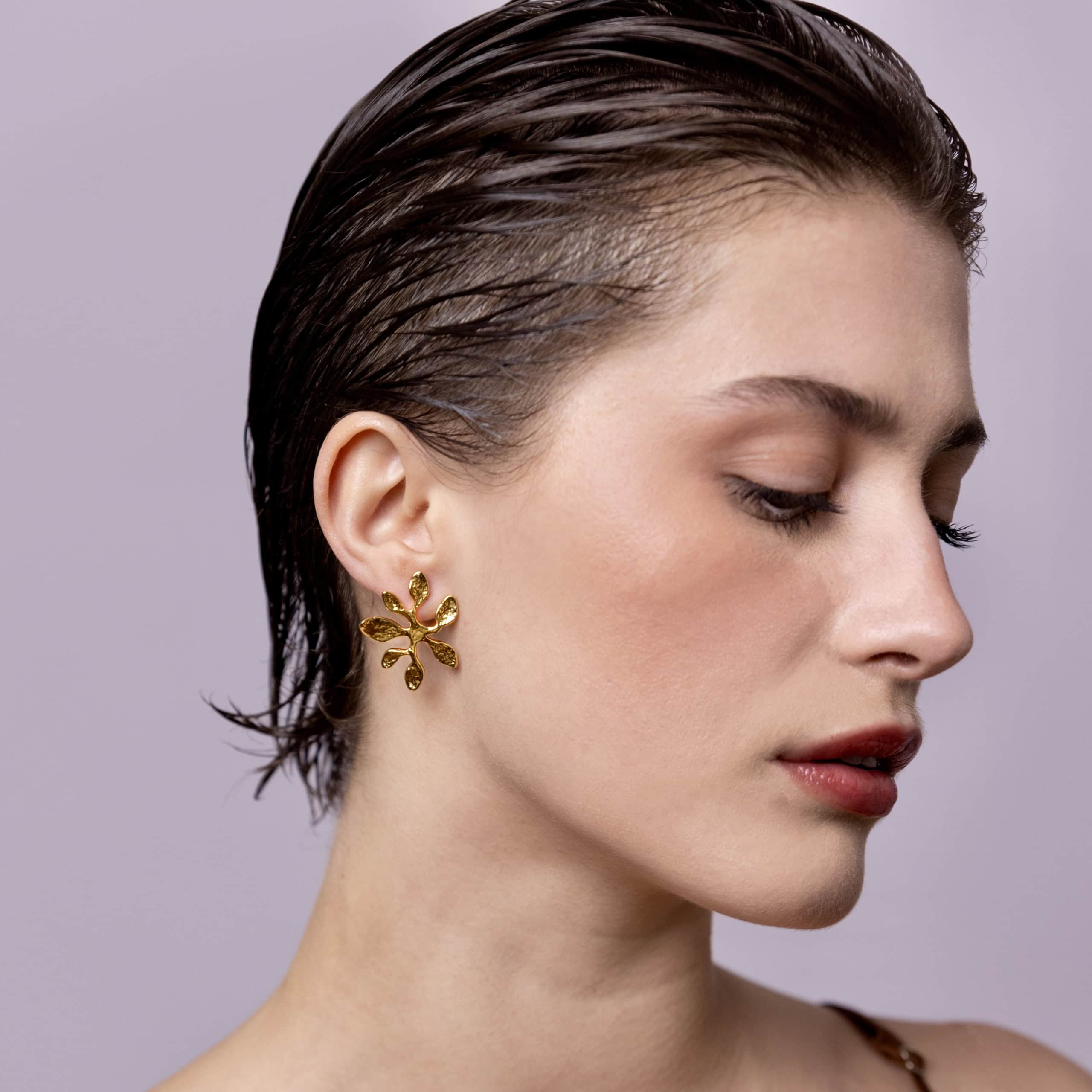 Photo portée Boucles D'oreilles Percées Doré Végétal