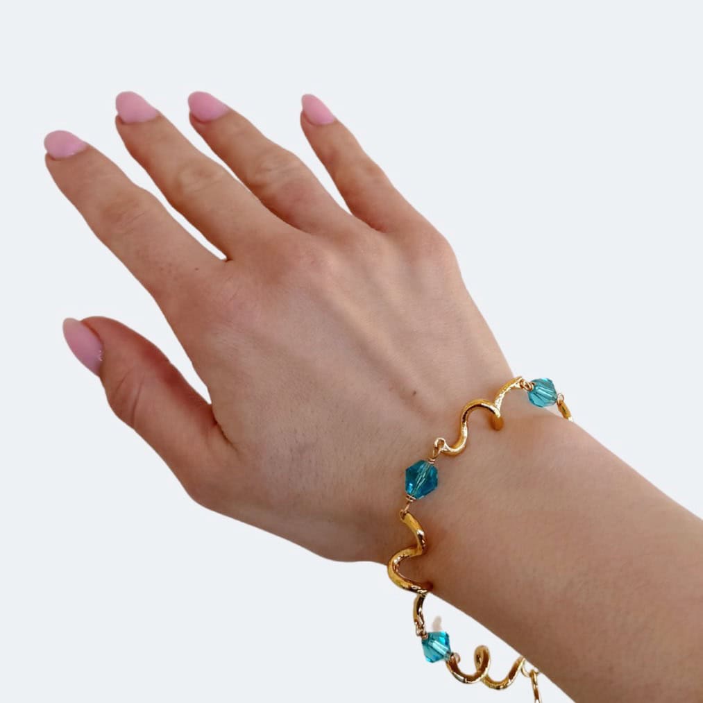 Photo portée Bracelet Doré Arabesque