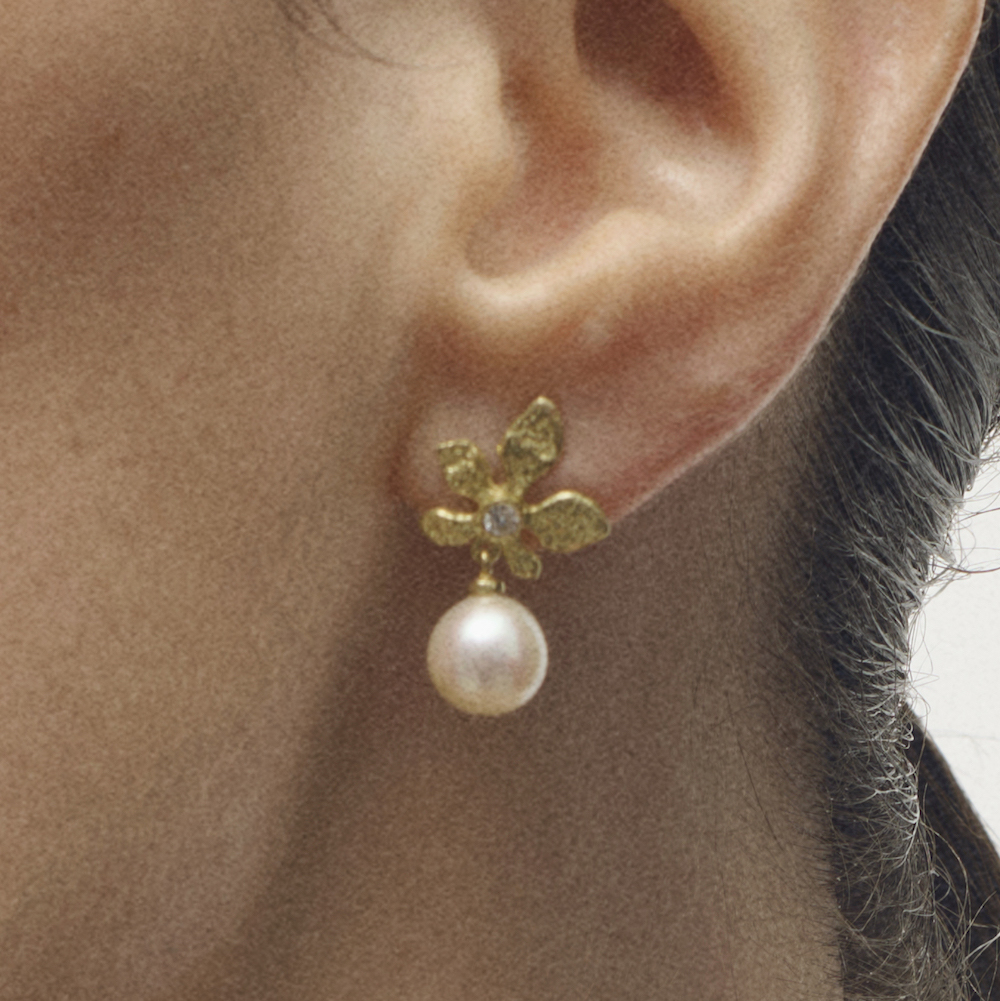 Photo portée Boucles D'oreilles Murmure