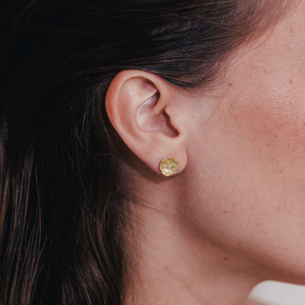 Photo portée Boucles D'oreilles Pétale
