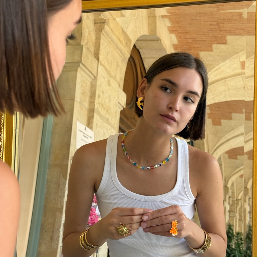 Photo portée Boucles D'oreilles Percée Doré Voyage