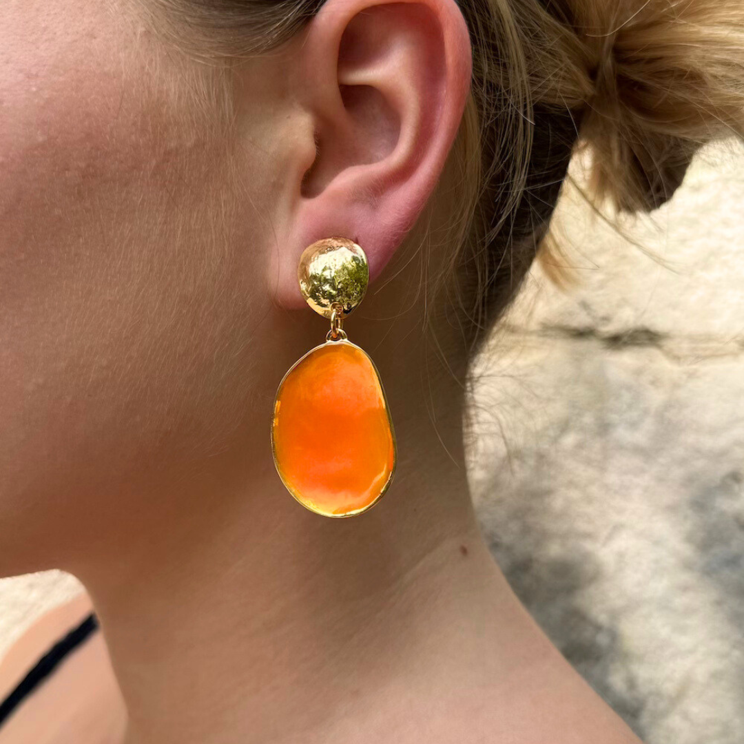 Photo portée Boucles D'oreilles Clip Premier Rendez-vous