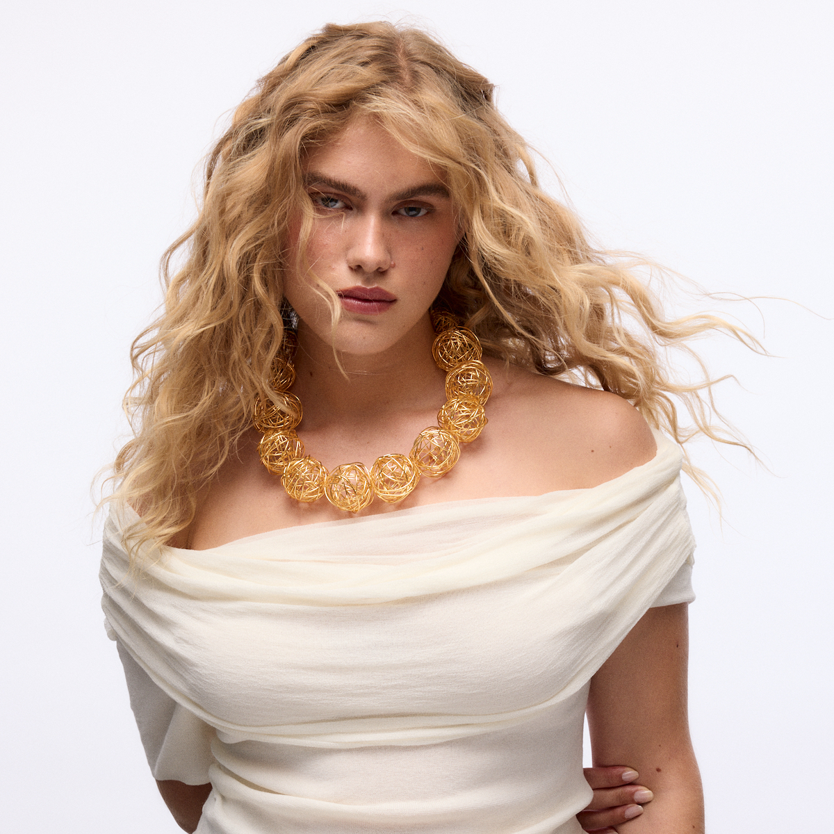 Photo portée Collier Madonna