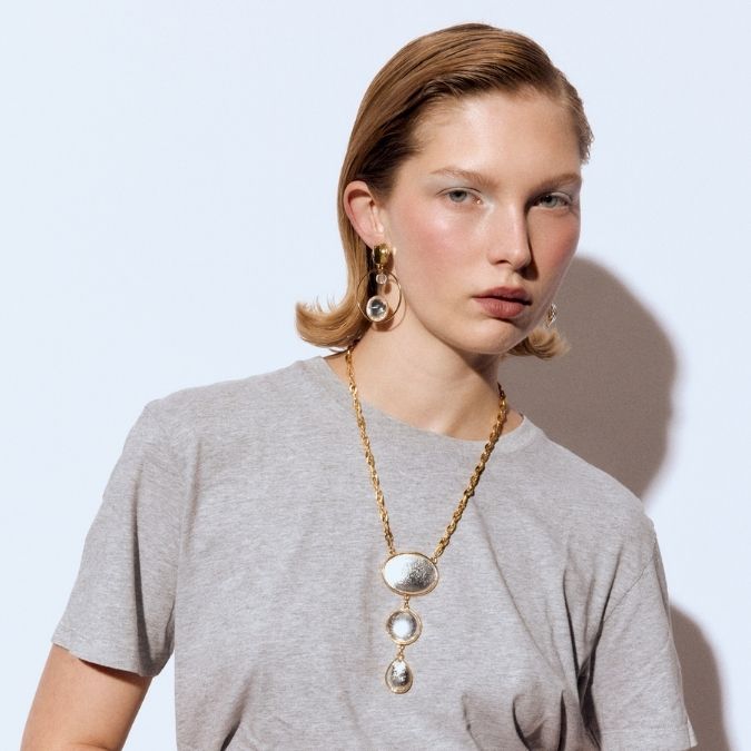 Photo portée Collier Doré L'amoroso