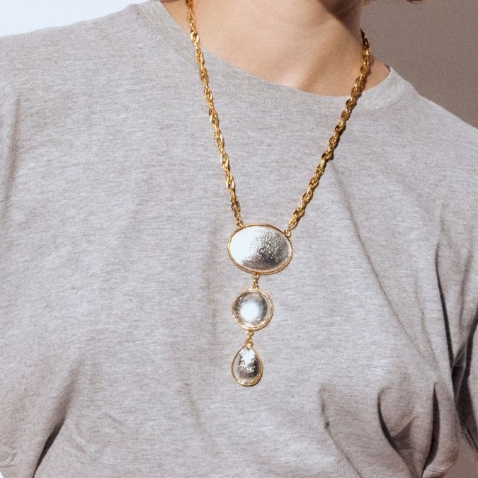 Photo portée Collier Doré L'amoroso