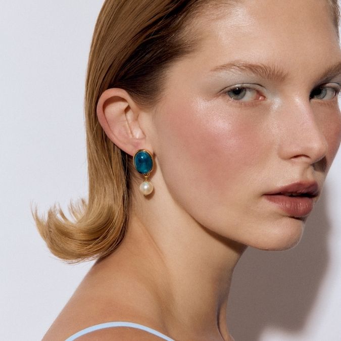 Photo portée Boucles D'oreilles Percées L’amoroso