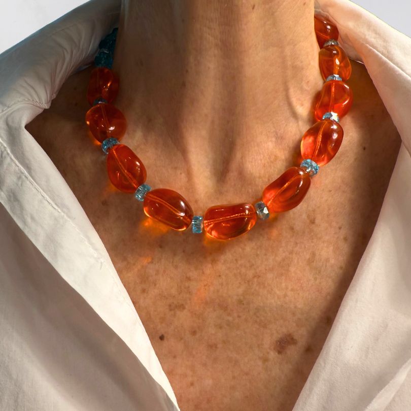 Photo portée Collier Balade Orange